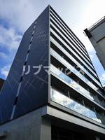 ZOOM横濱EASTの外観