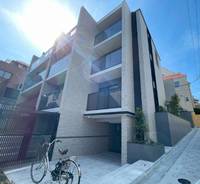 イプセ代々木上原Hillsの外観