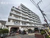 布亀マンションの外観