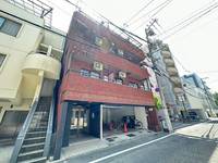 LUCIR十日市の外観