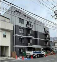 ウェルスクエア西新宿五丁目の外観