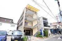 ロイヤルコーポの外観