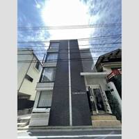 エクサム初台の外観