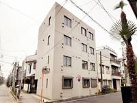 blue palette赤羽の外観