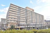 UR洛西センタープラザの外観