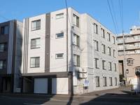 クラリス北16条B棟の外観