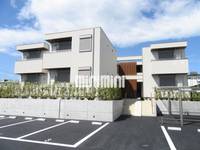 ミドル ヴィレッジの外観