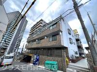 香里ロイヤルプラザの外観