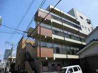 日吉ビルの外観