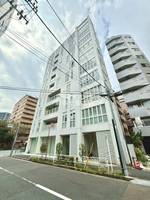 広尾Quartoの外観