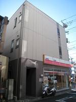 プリウス yokohamaの外観