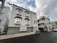 カティル717の外観