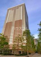 ロイヤルパークスタワー南千住の外観