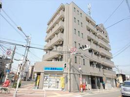 扇商事マンションの外観