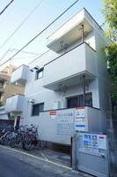 サンハイツ百道の外観