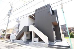 コスモハイツ高畑の外観