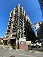 ドゥーエ赤坂の外観