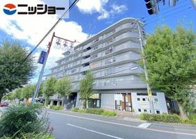 サンヒルズ松和花壇の外観