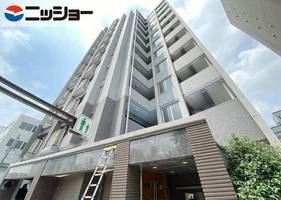 ロイヤルクレスト金山 803号の外観