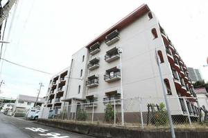 リバーサイドハイツの外観