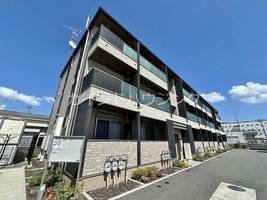 メゾンルミネ中町の外観