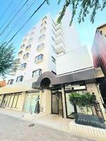 アートライフタケセイ 本館の外観