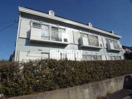 プラトゥー高間ハイツの外観