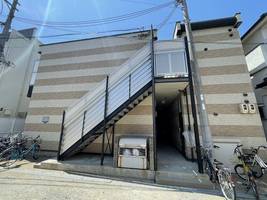 レオパレスラピスラズリ204の外観