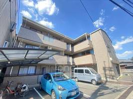 クリヨン千里北の外観