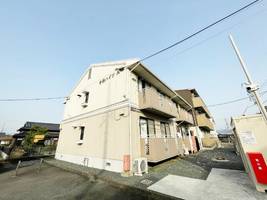 今泉ハイツ A棟の外観