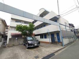 マリアージュ箕面の外観