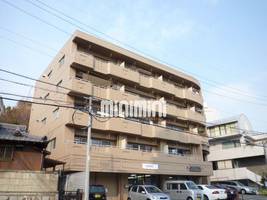 シーズンコート神丘の外観