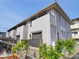 ハイツフローラ東の外観