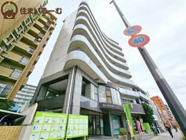 日建CCBuildingの外観