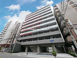 セレニテ江坂ミラクの外観