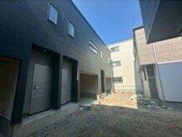 門真市小路町ガレージハウスの外観