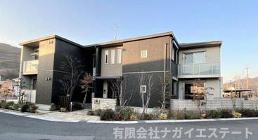 CINQ ETOILE(サンク エトワール)201の外観