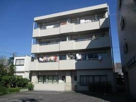 ライフオン生駒 西棟401の外観