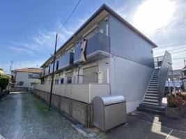 ヤマニハイツ102の外観