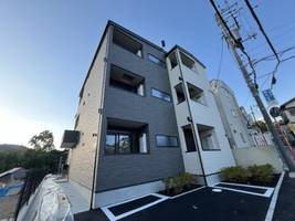 REGIES清荒神I203の外観