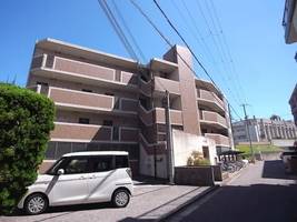 ハイツ北口102の外観