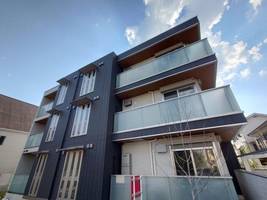 カリーノディモーラ105の外観