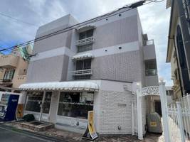 ルベラージュ甲子園215の外観