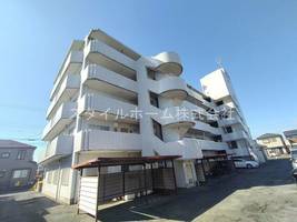 ユトリロ牧野502の外観