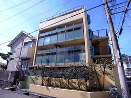 ダイドーメゾン夙川の外観