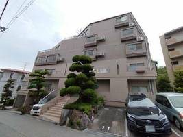 大阪府池田市五月丘5丁目(マンション)の賃貸物件の外観