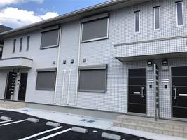 ラフレ青山102の外観