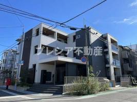 ヴィクトワール庄302の外観