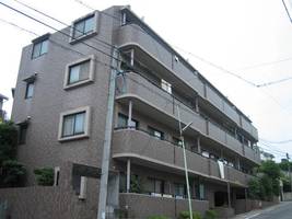 グランドハイリス本山B-2の外観