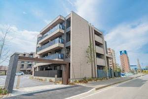 HIGH LINE PARK(ハイラインパーク)B棟B203の外観